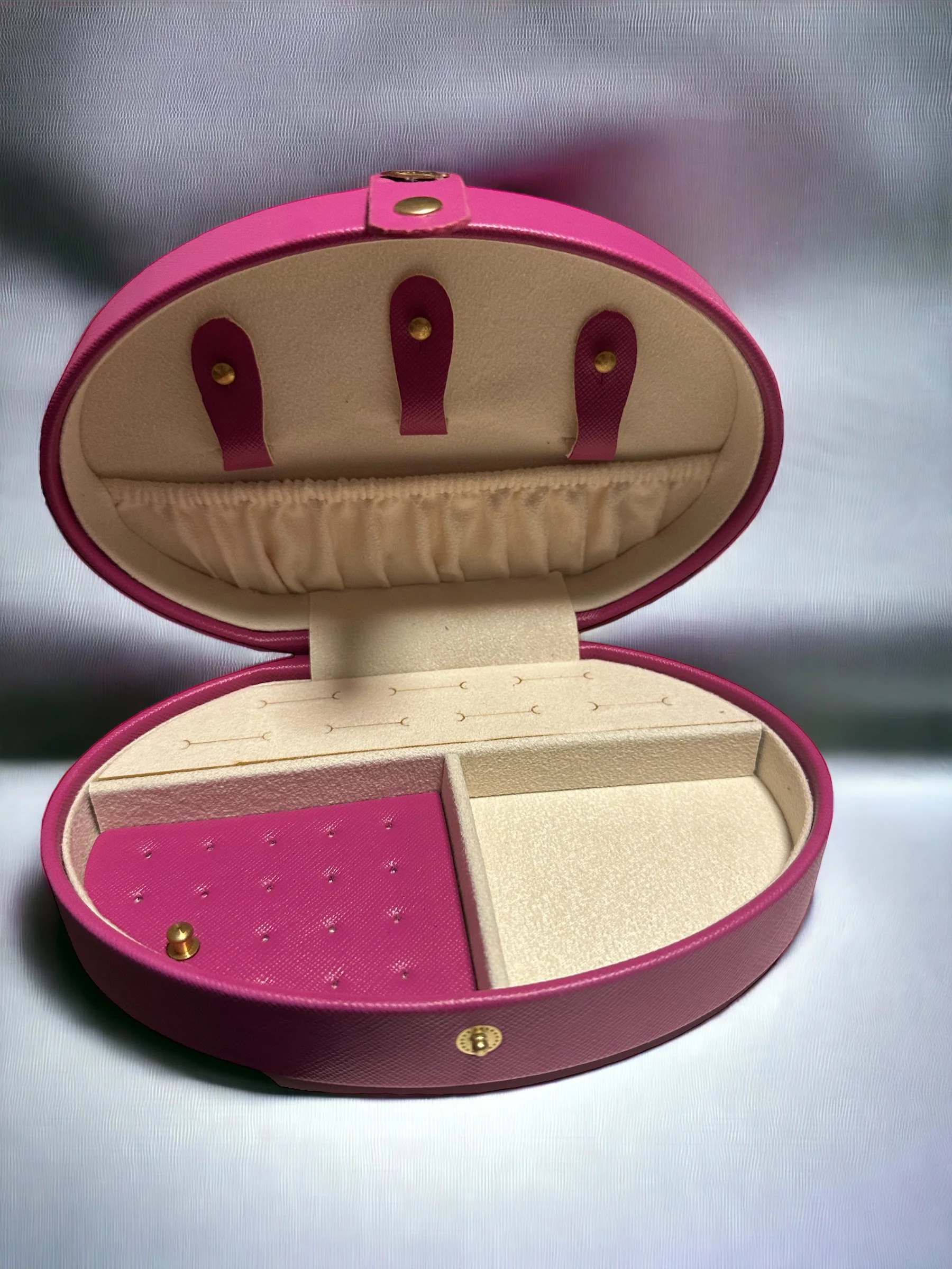 Fushia pink oval jewellery box - Image 4