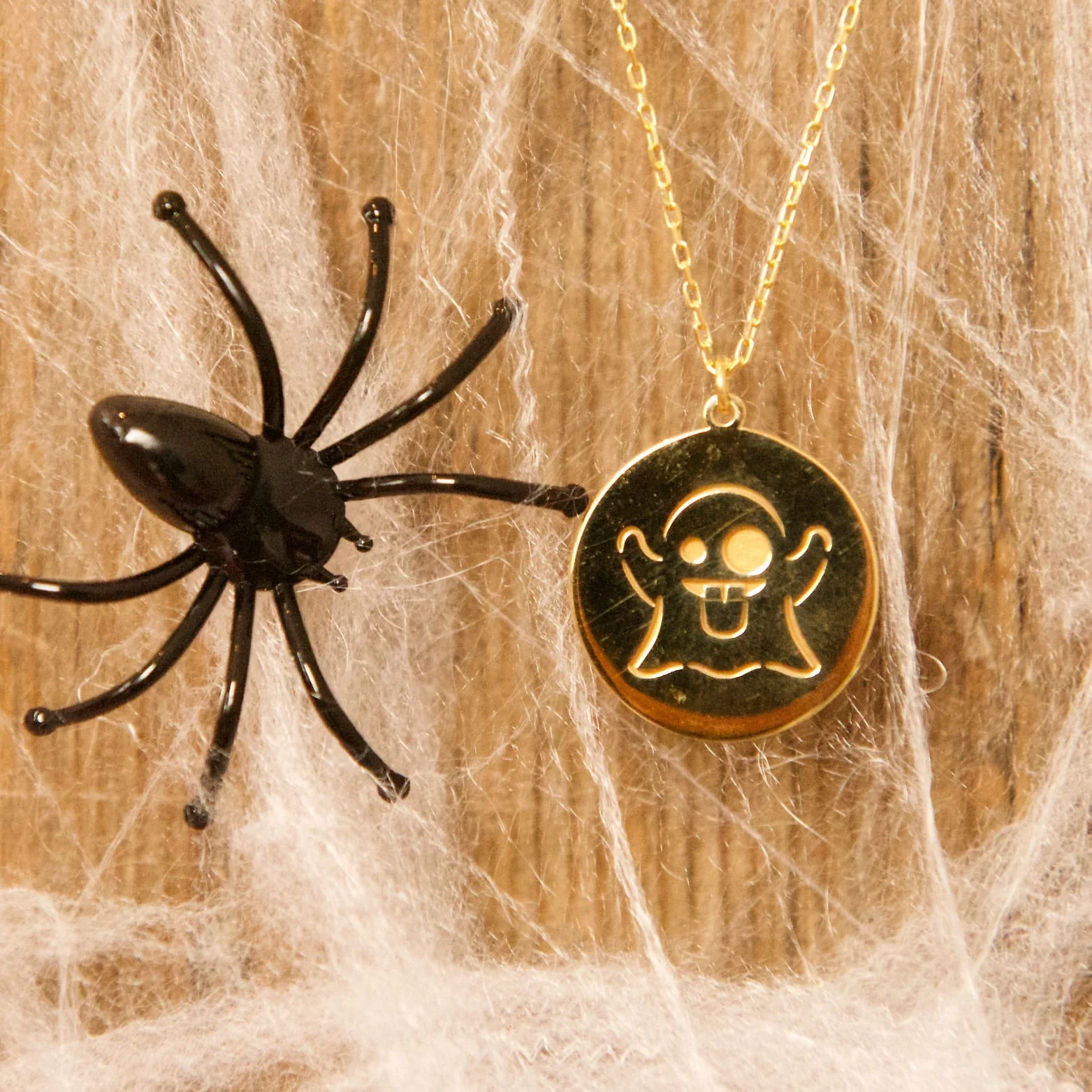 Ghost Emoji Necklace - Image 4