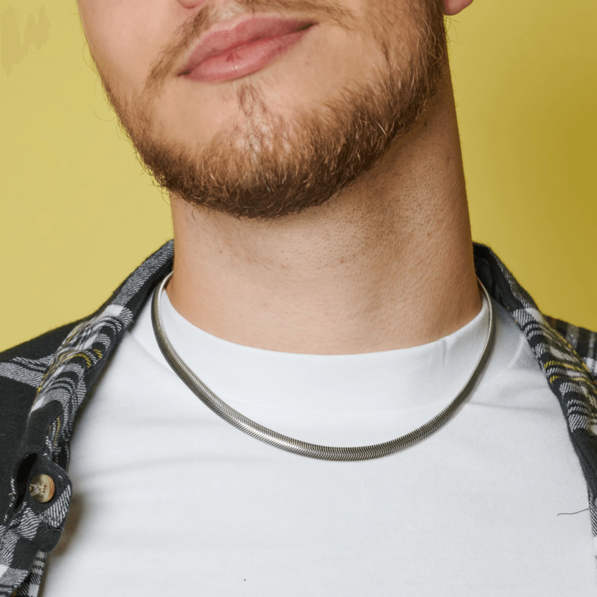Herringbone Chain Necklace - Image 3