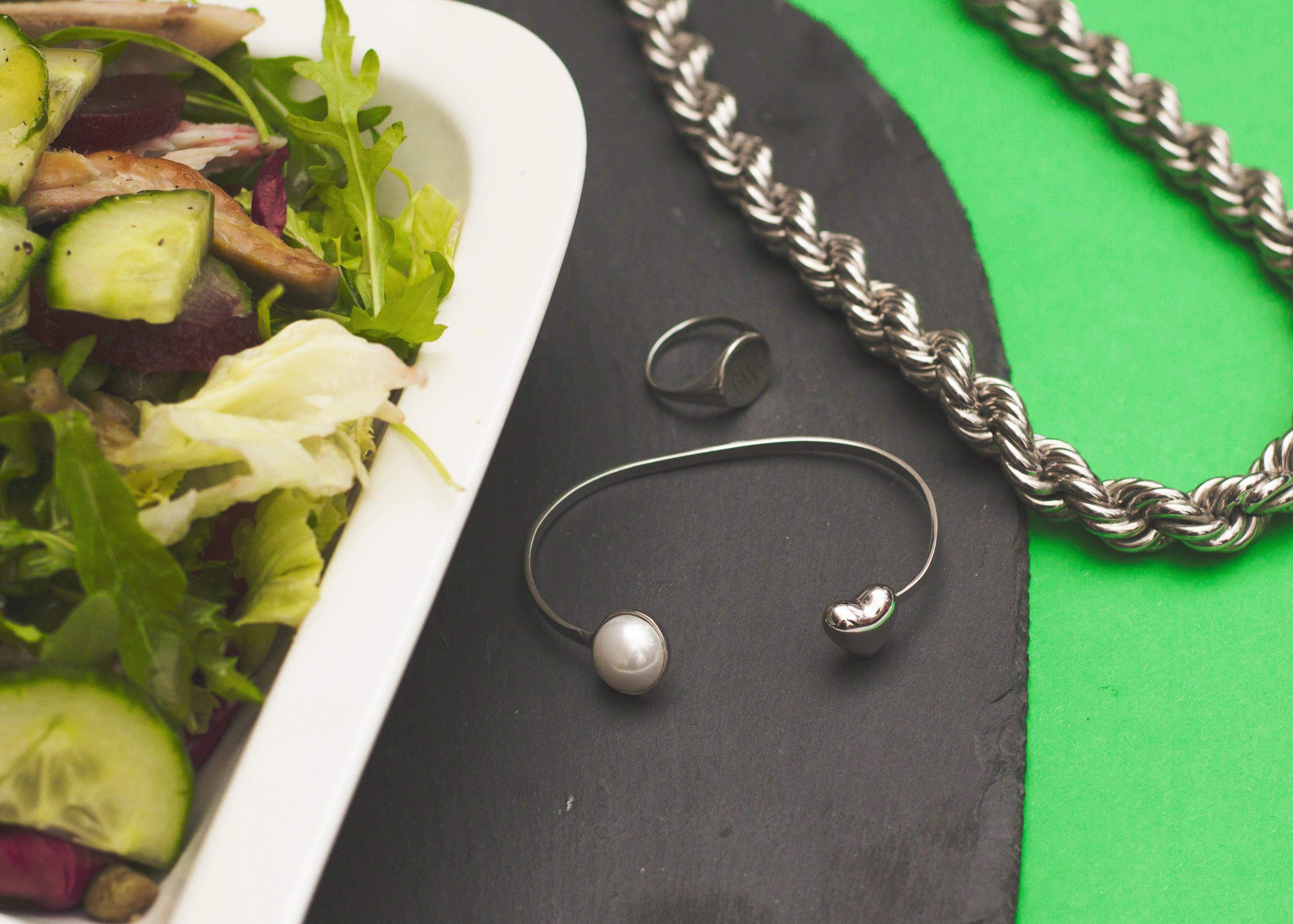 Magical Twist Necklace - Image 4