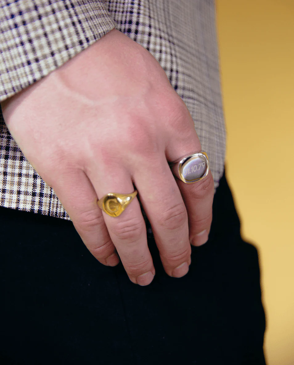 Personalised Engraved Signet Ring - Image 4