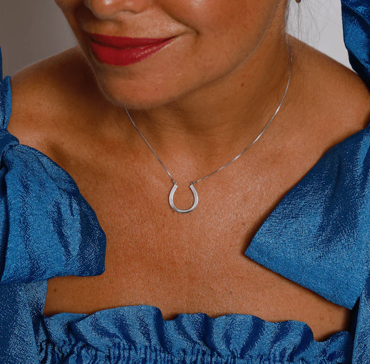 Midas Touch Horseshoe Necklace - Image 2