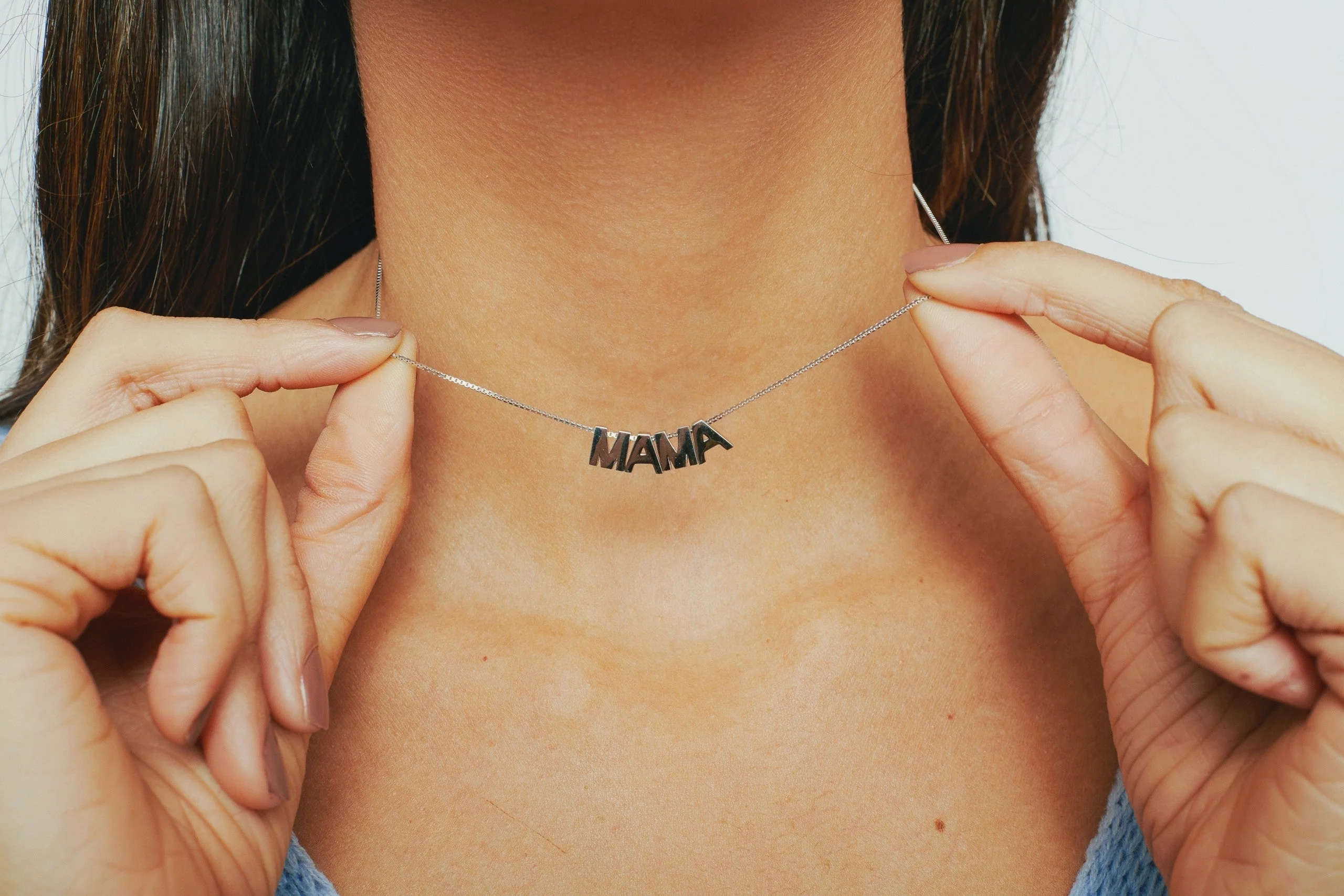 Initial Letter necklace - Image 5