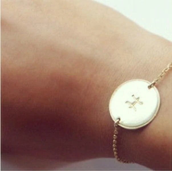 Star sign Engraved Bracelet - Image 4