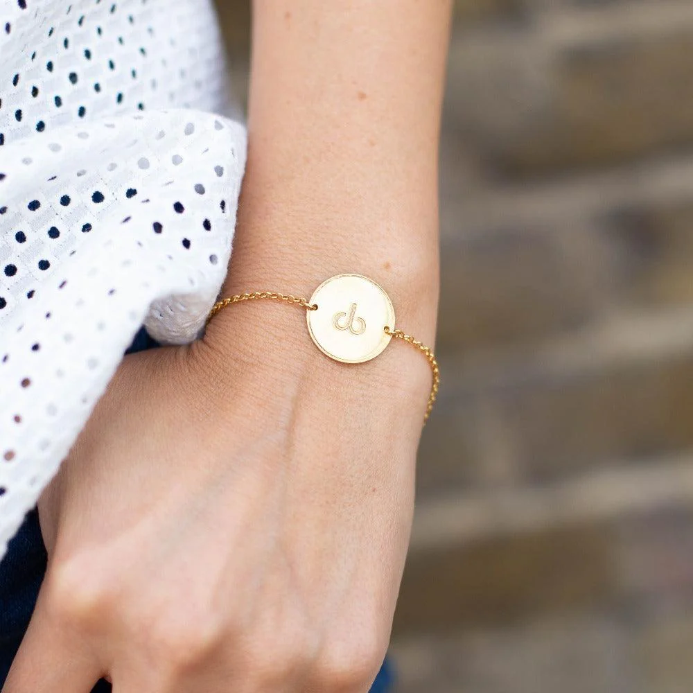 Star sign Engraved Bracelet - Image 9