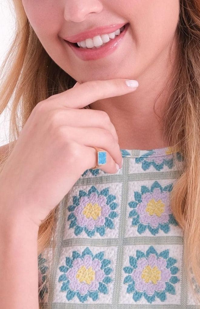 Turquoise Gemstone Ring - Image 3