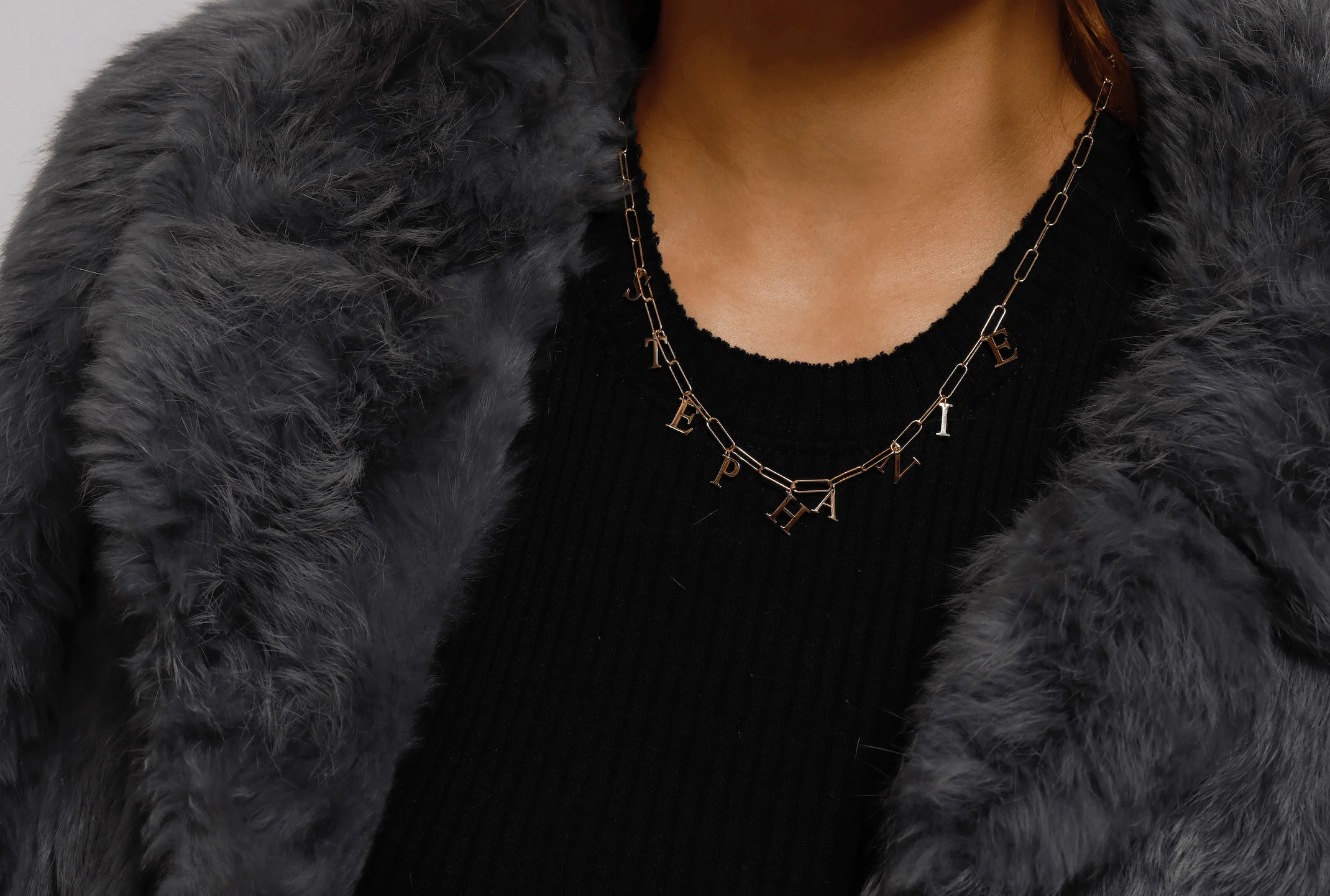 Word Choker Elia Rectangle Necklace - Image 3